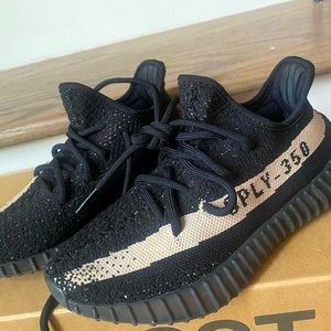 Yeezy boost 350 sneakers